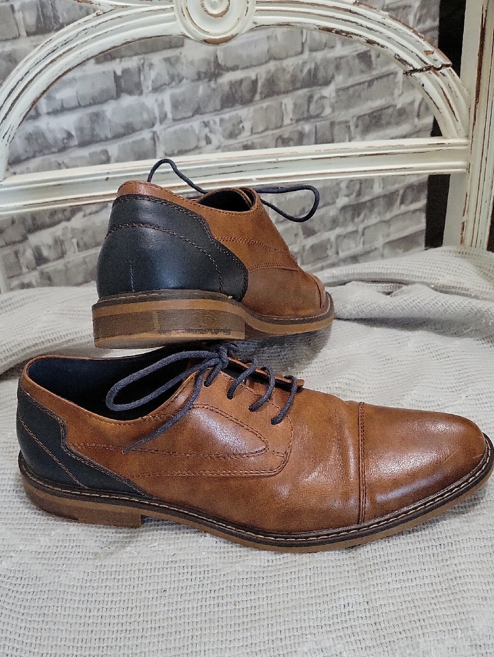Restoration Mens 9M Lowry Classic Two-Tone Brown & Black Leather Derby Oxfords
